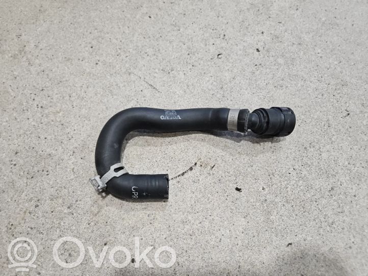 31368132 Volvo XC90 Tuyau de liquide de refroidissement moteur, 30.00