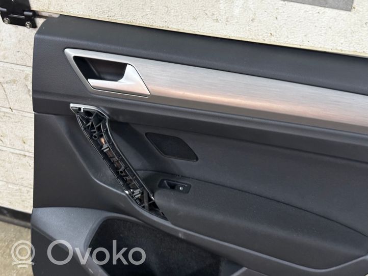Volkswagen Golf Sportsvan Boczki / Poszycie drzwi tylnych 510868116