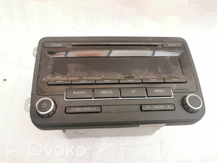 Volkswagen Transporter - Caravelle T5 Panel / Radioodtwarzacz CD/DVD/GPS 5M0035186J