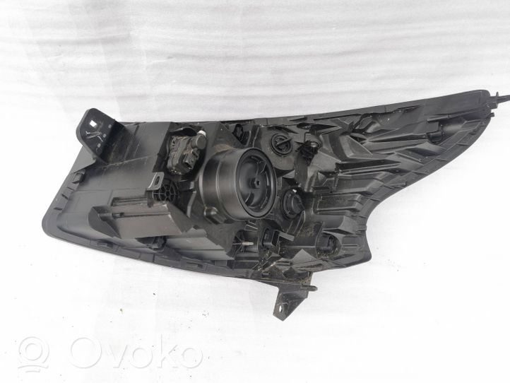 Renault Trafic III (X82) Scheinwerfer 260101058R