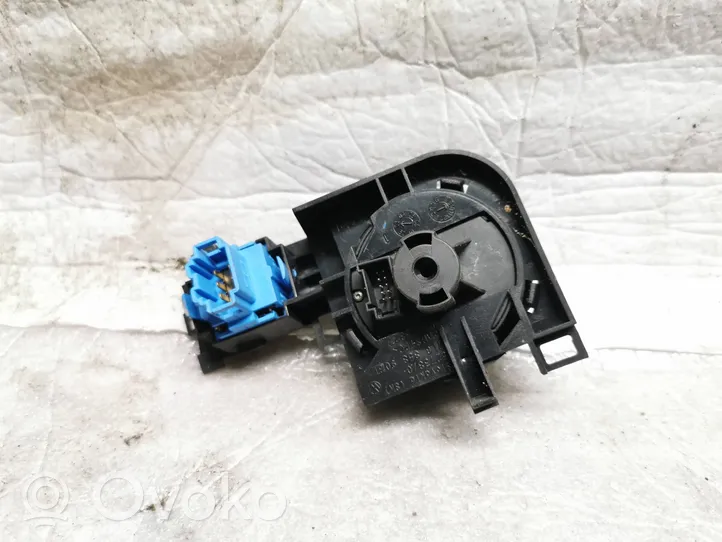 Volkswagen Touareg I Altra parte interiore 7L6858903D