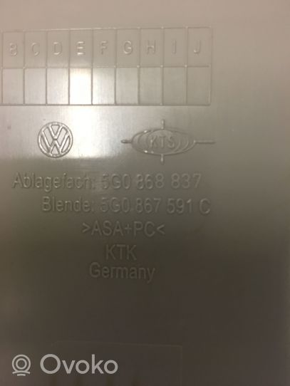 Volkswagen Golf VII Muu sisätilojen osa 5G0867591C