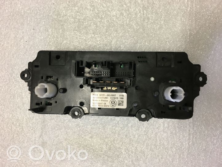 Volkswagen Golf VII Panel klimatyzacji 5C0820047