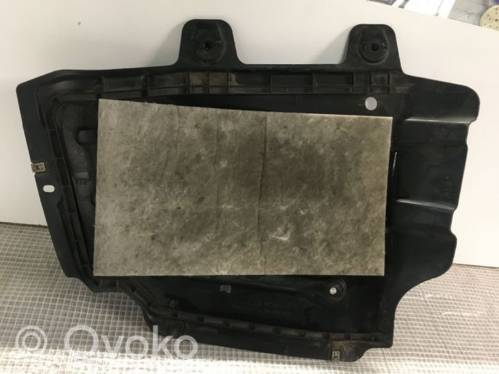 Volkswagen Golf VII Dugno apsauga galinės važiuoklės 5G9825205B