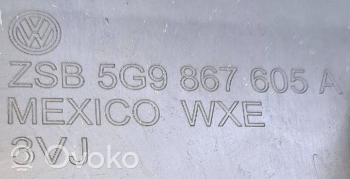 Volkswagen Golf VII Set rivestimento portellone posteriore/bagagliaio 5G9867605A