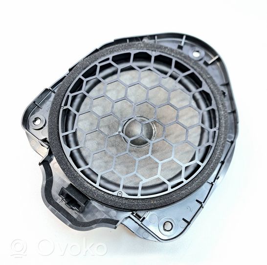 Audi A3 S3 8V Skaļrunis (-i) pakaļējās durvīs 8V0035411B