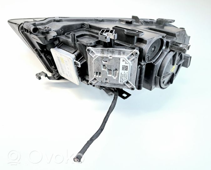 Audi A4 S4 B8 8K Lampa przednia 8K0941003R