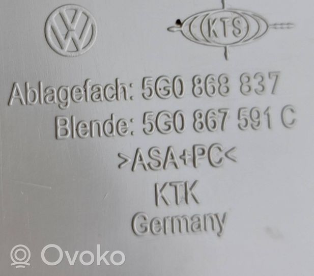 Volkswagen Golf VII Przycisk / Włącznik oświetlenia wnętrza kabiny 5G0868837