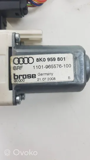 Audi A4 S4 B8 8K Priekinis varikliukas langų pakėlėjo 8K0959801