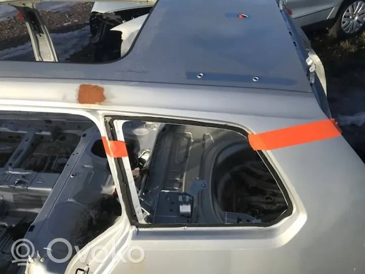 Volkswagen Golf VII Panel lateral trasero 