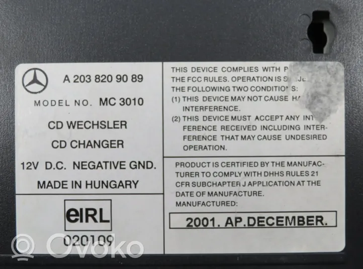 Mercedes-Benz SL R230 CD/DVD keitiklis A2038209089