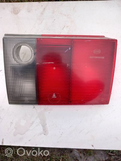 Audi 100 S4 C4 Lampy tylnej klapy bagażnika 4A0945094