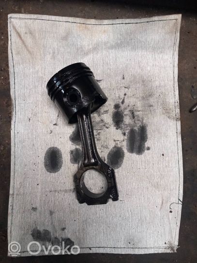 Audi A6 S6 C4 4A Piston with connecting rod 