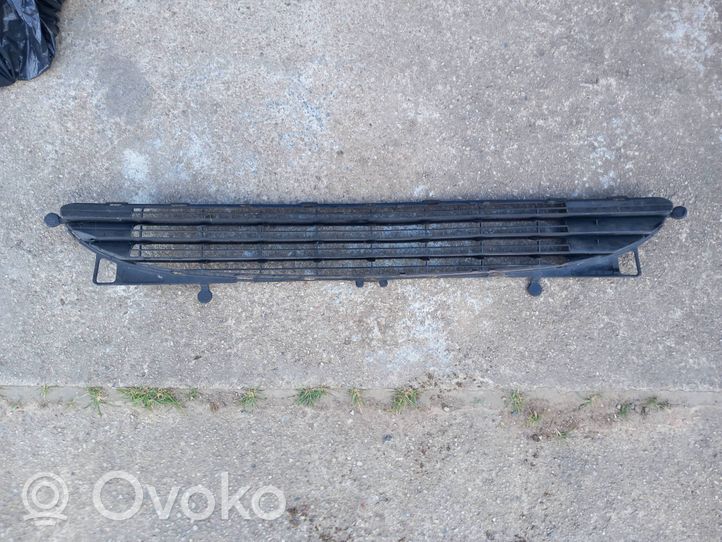 Peugeot 307 Grille inférieure de pare-chocs avant 9634014177