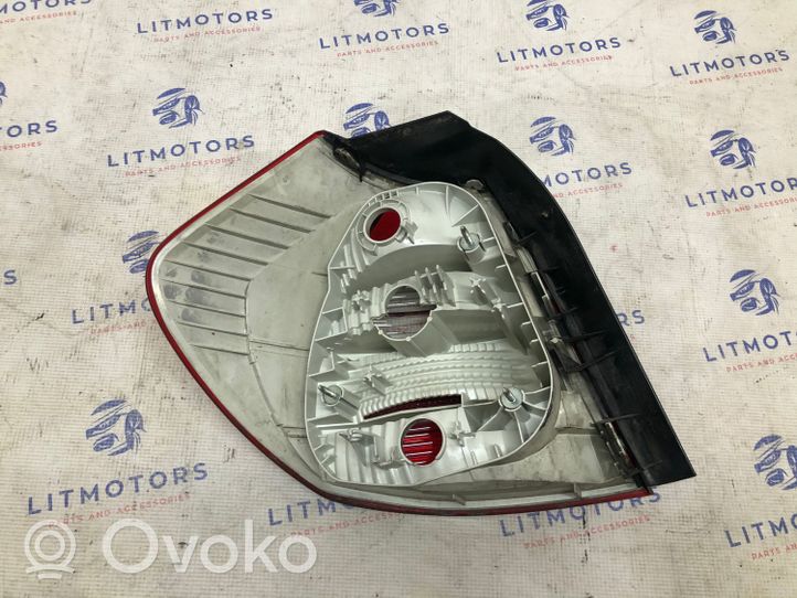 BMW 1 E81 E87 Lampa tylna 7154956