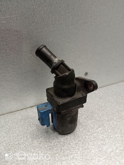 Peugeot 307 Pompe à eau de liquide de refroidissement 9640937380