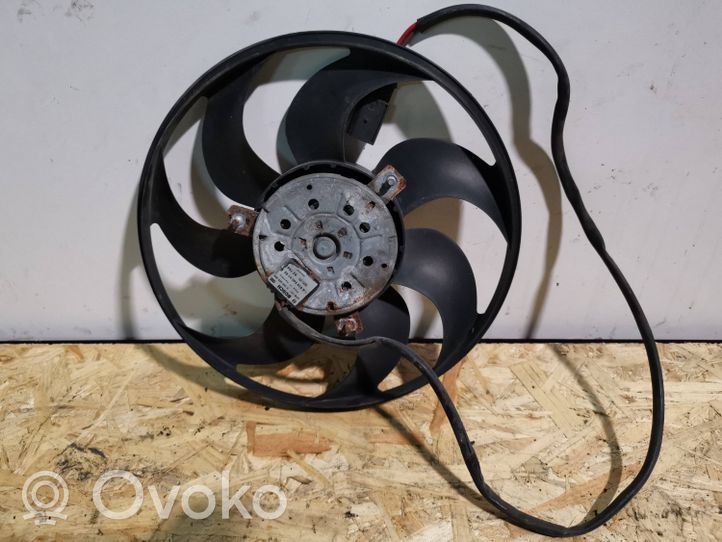 Mercedes-Benz Vito Viano W639 Ventilateur de refroidissement de radiateur électrique A6395000193