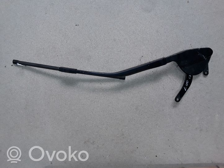 Lexus RX 330 - 350 - 400H Front wiper blade arm 