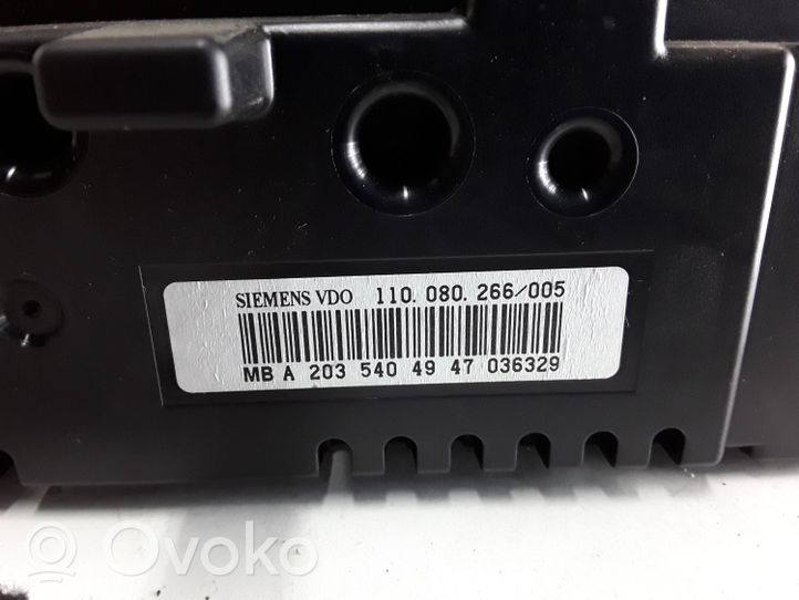 Mercedes-Benz C W203 Compteur de vitesse tableau de bord 110080266005