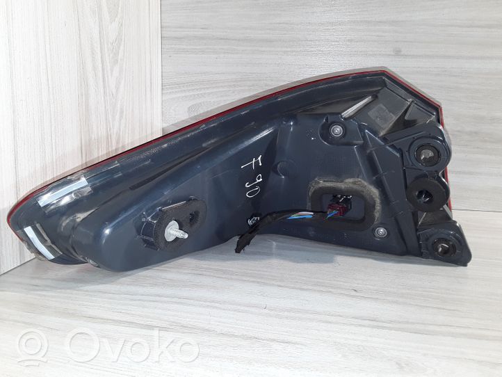 BMW M5 F90 Lampa tylna 630002