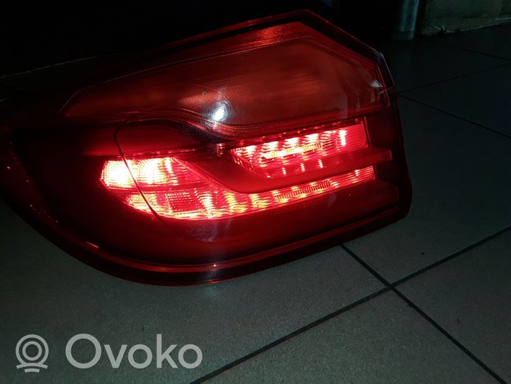 BMW M5 F90 Lampa tylna 630001