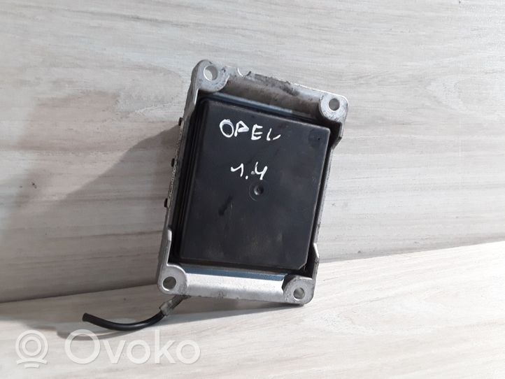 Opel Tigra B Engine control unit/module 1039S10564