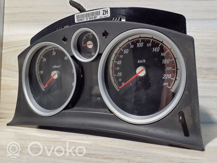 Opel Zafira B Compteur de vitesse tableau de bord 13225972