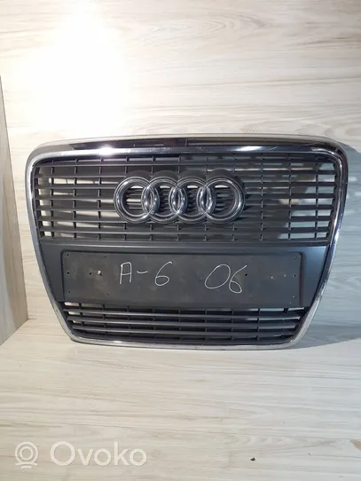 Audi A6 S6 C6 4F Etupuskurin ylempi jäähdytinsäleikkö 4F0853651