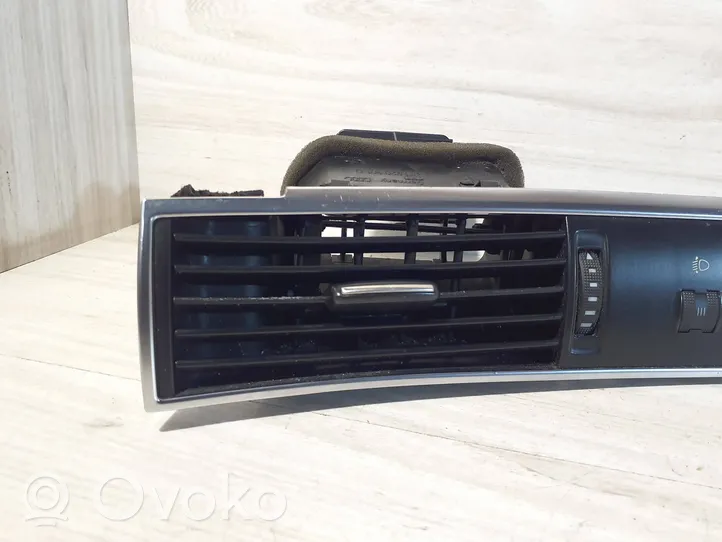 Audi A6 S6 C6 4F Dashboard side air vent grill/cover trim 4F1820901D