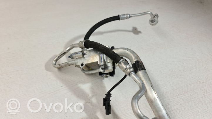 Volvo XC90 Wąż / Przewód klimatyzacji A/C 31694244