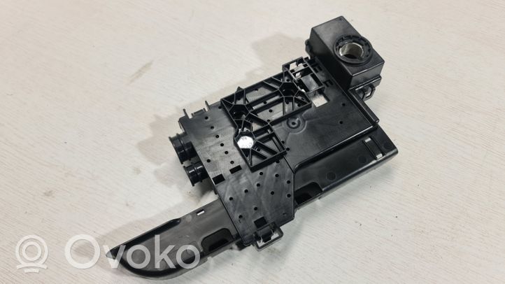 Volvo XC90 Ramka / Moduł bezpieczników 31450529