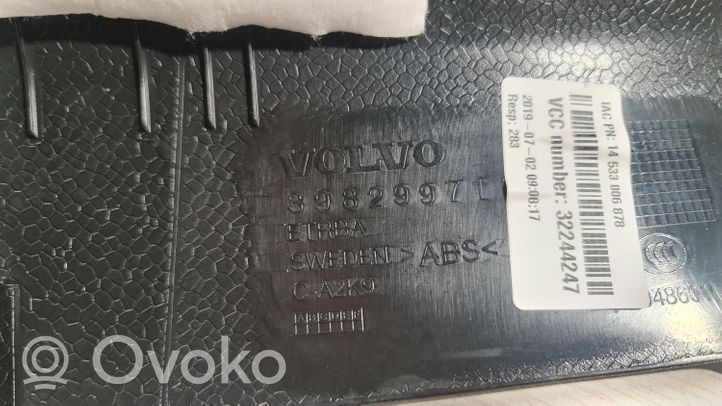 Volvo XC90 Osłona boczna fotela tylnego 39829971