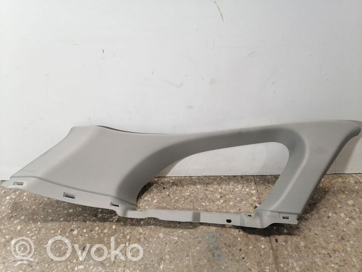 Toyota Avensis T270 (D) garniture de pilier (haut) 6247205140