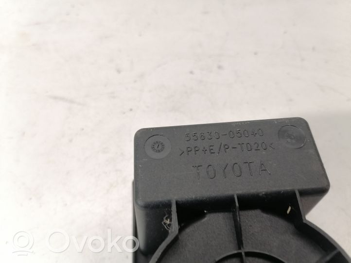 Toyota Avensis T270 Cup holder front 5563005040
