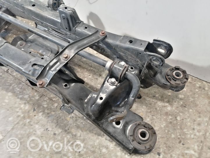 Toyota Avensis T270 Bastidor trasero 159171094