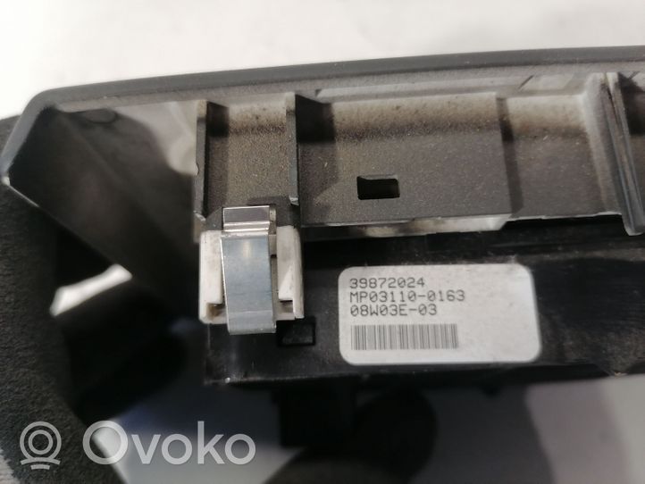 Volvo V70 Controllo multimediale autoradio 39872024