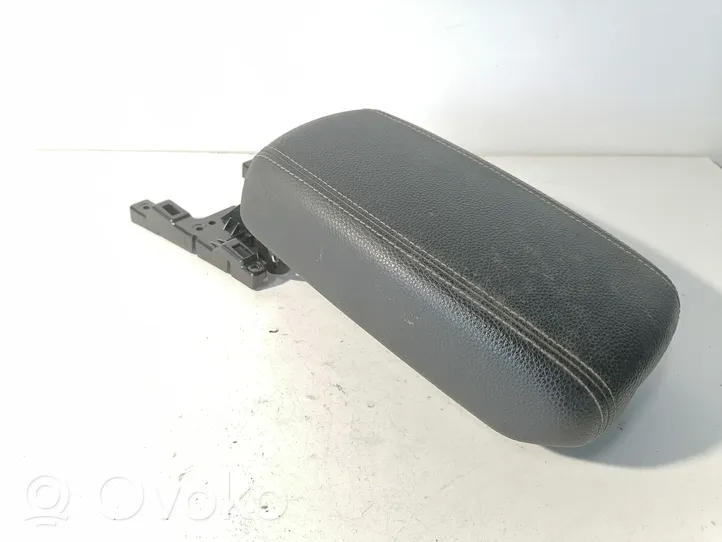 KIA Stonic Armrest 1801030385