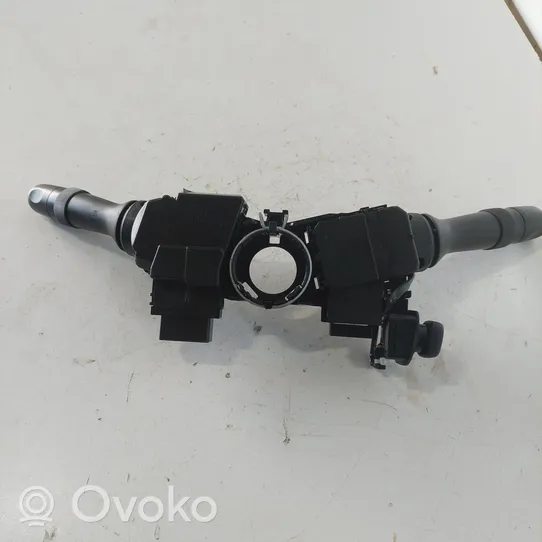 Lexus RX 450H Wiper turn signal indicator stalk/switch 17F399