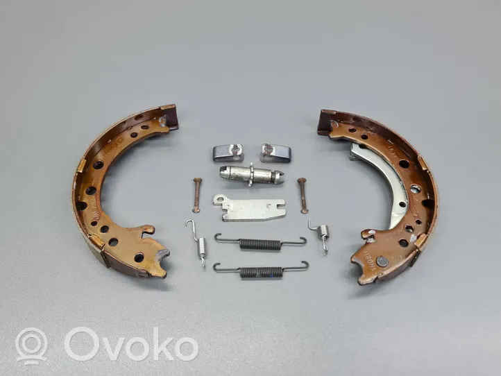 Honda CR-V Handbrake/parking brake pads NKE78GG