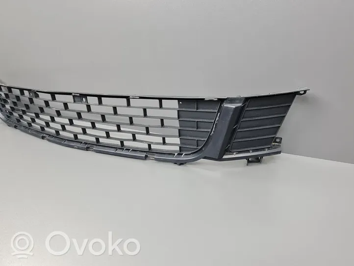 Honda Accord Grille inférieure de pare-chocs avant 71102TL0G0