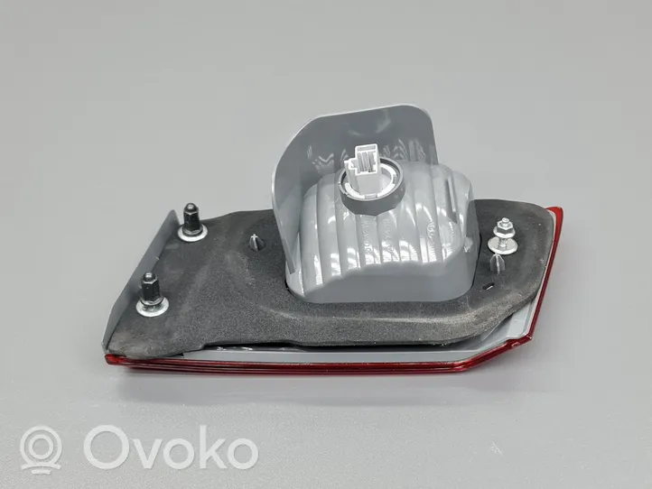 Honda Accord Lampy tylnej klapy bagażnika P7479