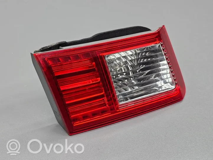 Honda Accord Lampy tylnej klapy bagażnika P7479