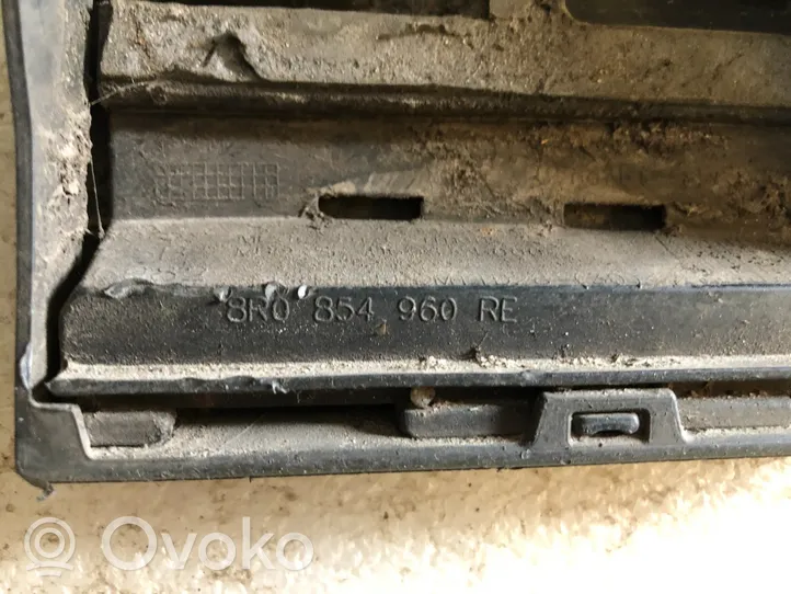 Audi Q5 SQ5 Listwa / Nakładka na błotnik przedni 8R0854960