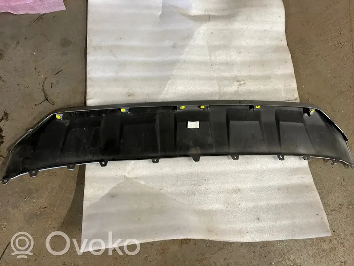 Audi Q7 4M Apatinė bamperio dalis (lūpa) 4M0807733