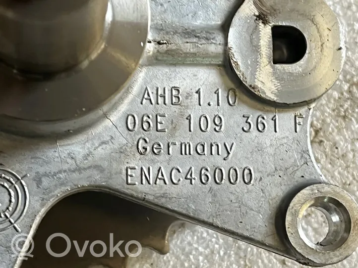 Audi Q5 SQ5 Muu sisätilojen osa 06E109361F