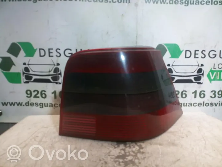 Volkswagen Golf V Lampa tylna 1J6945257