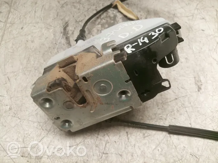 Renault Twingo II Front door lock 767632