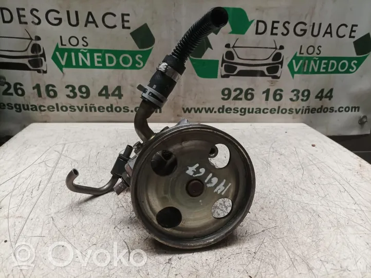 Ford Fiesta Vairo stiprintuvo siurblys 3A696