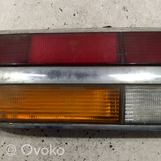 BMW 5 E28 Lampa tylna 