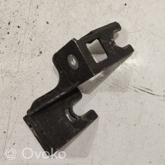 Citroen Berlingo Support de câble levier de vitesse 8200237413